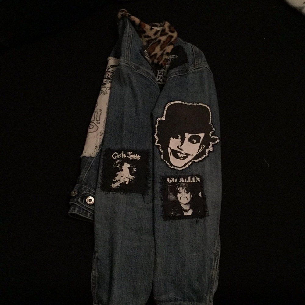 Denim jacket - Picture 2 of 4